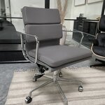 Premium Eames EA217 bureaustoel in grijs leer, grijs, bouwjaar 2022
