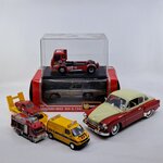 Ca 24x Miniatuur o.a. Volvo, Mercedes, Renault Merken o.a. Burago, Sik