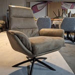 Fauteuil Hjort Knudsen, Milano, Lever