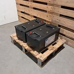 (NS materiaal) 2x loodbatterij EXIDE, Sonnenschein Dryfit A512/200A