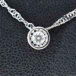 Witgouden hanger met een briljant geslepen diamant