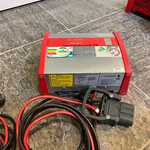 Batterij lader Belatron, 24V 50A, Rood, bouwjaar 2017