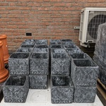 ca. 44x Bloempot zwart