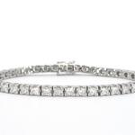 Tennisarmband met 10.00 carat aan natuurlijke princess geslepen diaman