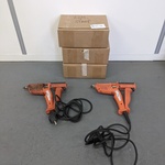 2x Lijmpistool met diverse lijmstaven Scotch weld