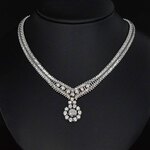 Witgouden collier met diamanten