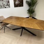 Eetkamertafel Deens ovaal, Bruin, 2024