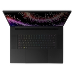 Razer Blade 18RZ09-0484SEH3-R3E1Gaming Laptop18 inch 240Hz Qwerty Zwar