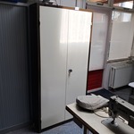 Werkplaatskast met inhoud