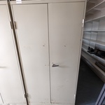 Werkplaatskast met inhoud