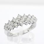 Witgouden ring met briljant geslepen diamanten