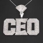 Witgouden ‘CEO’ iced hanger met 2.00 carat diamanten excl. ketting