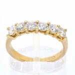 Rijring met natuurlijke briljant geslepen diamanten