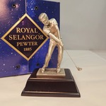 Royal Selangor male golfer kunstbeeld
