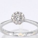 Witgouden ring met 0.35 carat diamant