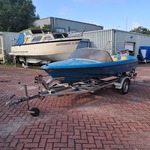 Speedboot met trailer en buitenboordmotor, Vega, 405, Blauw