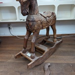 Houten hobbelpaard