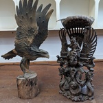 2x Houtsnijwerk Adelaar en Draak