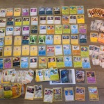 Grote gevarieerde Pokémon kaartenset met zeldzame kaarten en verzamelm