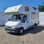 Camper Knaus, Sun-Traveller Alkoven, bouwjaar 2003
