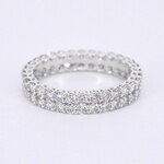 Witgouden eternity ring met diamanten