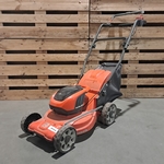Accu grasmaaier Husqvarna, LC137i, bouwjaar 2021