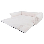 District 70 Nuzzle  Zachte Mand Voor Op De Bank  Medium: 75 x 75 cm  M