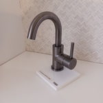 Wastafel mengkraan Tres, Gunmetal