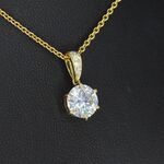 Gouden solitair hanger met een diamant van 1.50 carat, excl. ketting