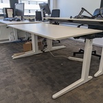 2x Bureau   Ahrend
