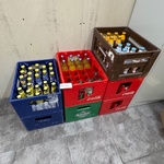7x krat Frisdrank en wijn, deels aangebroken
