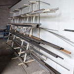 Partij metalen en aluminium profielen