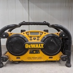 Bouwradio DeWalt, DC011