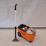 Tapijtreiniger – 230V Kärcher, Puzzi 100, bouwjaar 2011