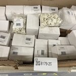 Ca. 100x Doosjes betonhaakjes