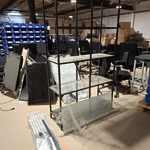 Industriële stelling met boekenplank