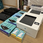 Partij kantoorartikelen ca. 30x Hp, logitech, tp-link