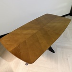 Eettafel – Deens Ovaal – Visgraat Bruin – 200 cm – Nieuw Onderstel Ric