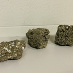 3x Pyriet ruwe brokken