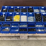 Partij diverse soorten bevestigingsmateriaal
