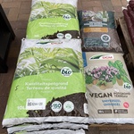 Pallet diverse zakken potgronden, DCM