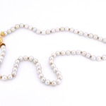 Parel snoer met gouden sluiting