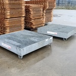 2x  Gegalvaniseerde lekbak, 2033, bouwjaar 2003