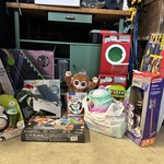 Ca. 16x A-merk speelgoed w.o. Clementoni, Casdon Dyson, Dickie Toys, F