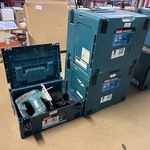 3x Bouwgereedschap in M-box (1x decoupeerzaag, 2x combihamer) Makita,