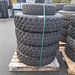 4x Vrachtwagenband en 1x terreinband, Michelin/Continental