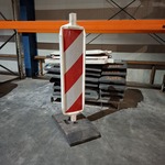 4x Afzetbaken met ca. 18x kunststof voet