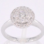 Witgouden entourage ring vol gezet met diamanten