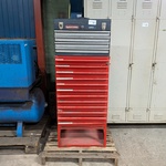 Gereedschaprek o.a. Kraftwerk