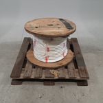 Staalkabel op haspel